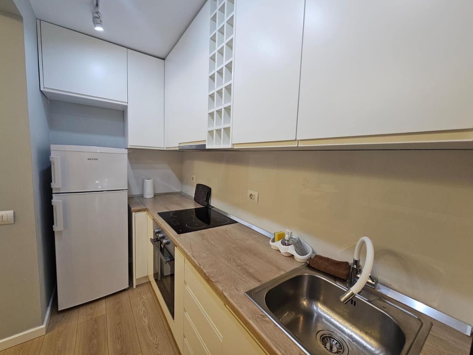Apartmán Valentino'S Nest Tirana Exteriér fotografie